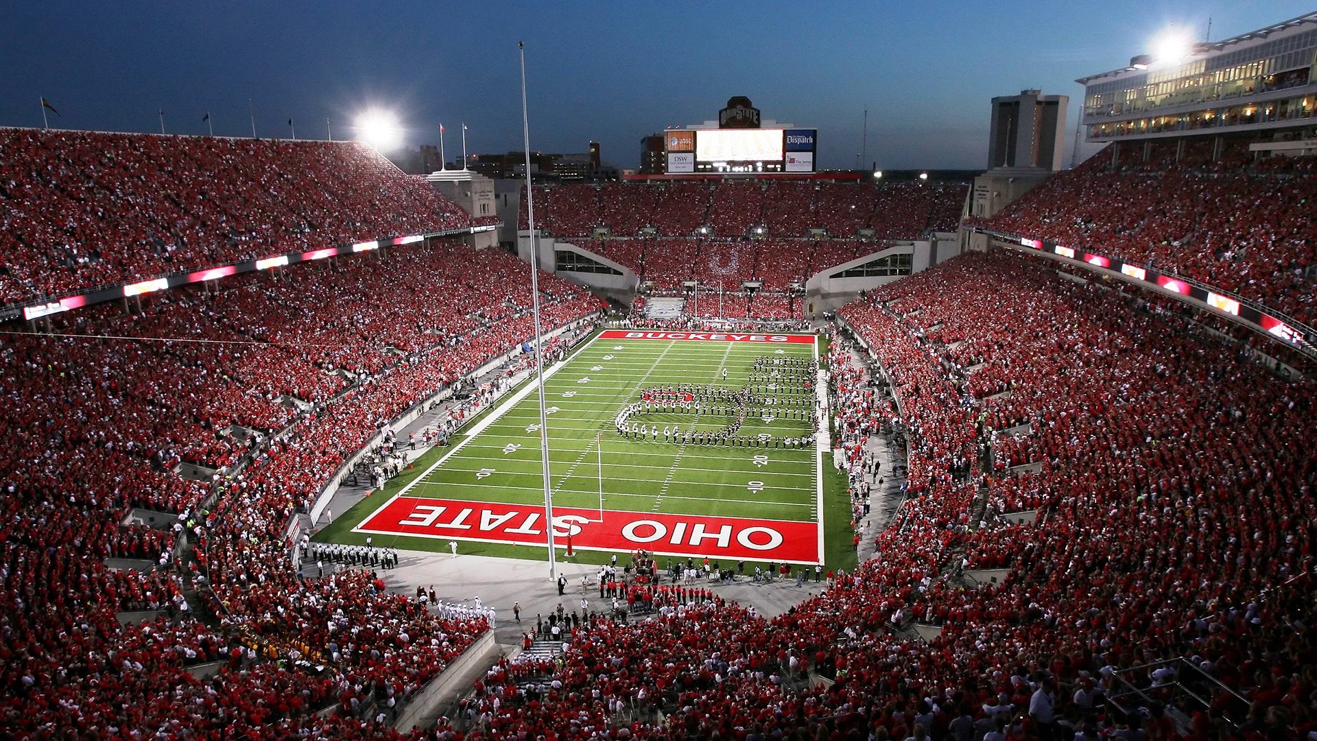 华体会体育官方-_户外跑步赛结合网球：运动休闲两不误_，户外活动跑步比赛